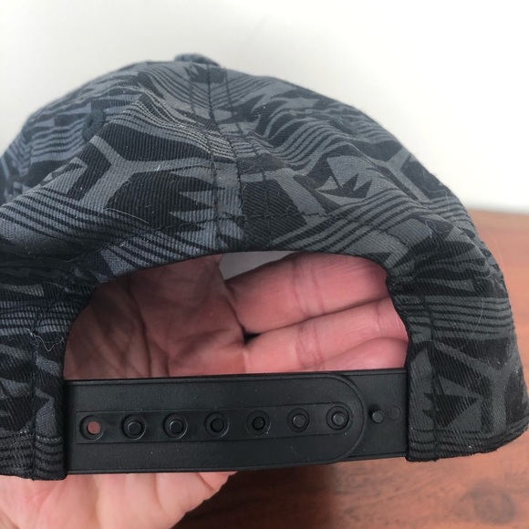 Original Chuck Hat / Cap - Picture 8 of 8